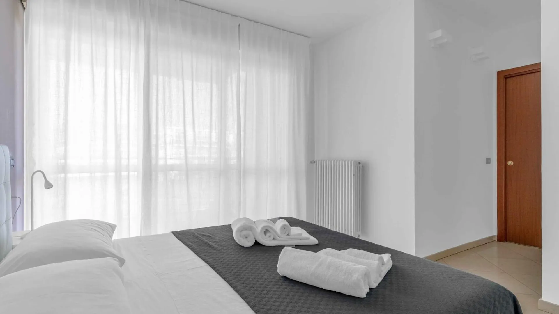 Appartamento Santa Giulia Suite - Futurismo 17 Milano