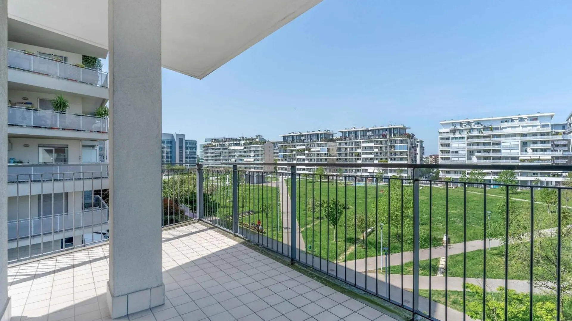 Appartamento Santa Giulia Suite - Futurismo 17 Milano Italia